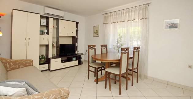 Apartment Radosna 1 – 300  m vom Meer