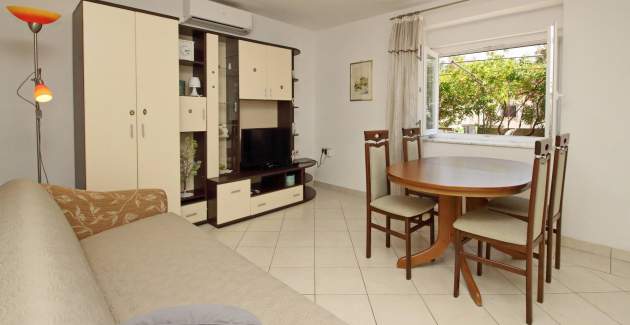 Apartment Radosna 1 – 300  m vom Meer