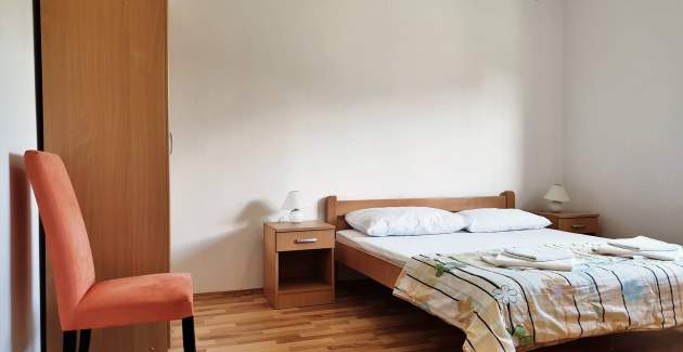 Apartment Rea – 220 m from Sea