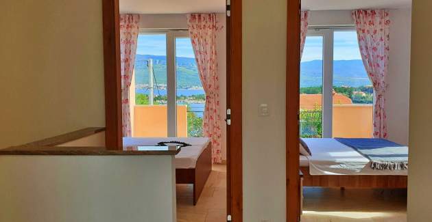 Apartment Rebeka 2 – 160 m vom Meer, Balkon