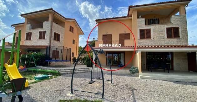 Apartment Rebeka 2 – 160 m vom Meer, Balkon