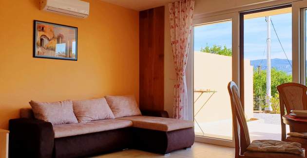 Apartment Rebeka 2 – 160 m vom Meer, Balkon