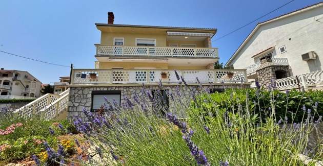 Apartman Roži – pogled more i balkon