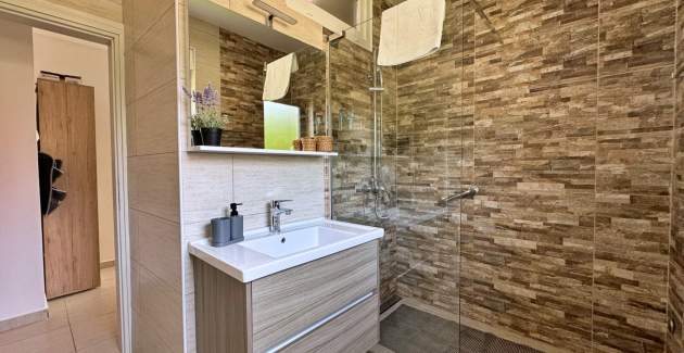 Apartman Roži – pogled more i balkon