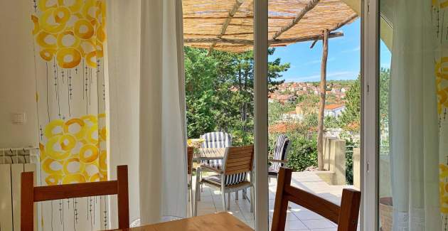 Appartamento Savic M – 90 m dalla spiaggia, vista mare