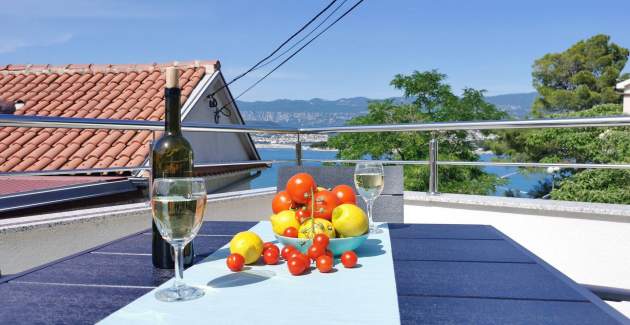 Studio apartment Glorijeta – Sea View, 25 m from Sea