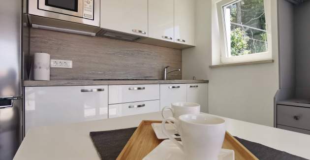 Studio apartment Glorijeta – Sea View, 25 m from Sea