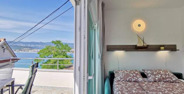 Studio apartment Glorijeta – Sea View, 25 m from Sea