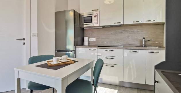 Studio apartment Glorijeta – Sea View, 25 m from Sea