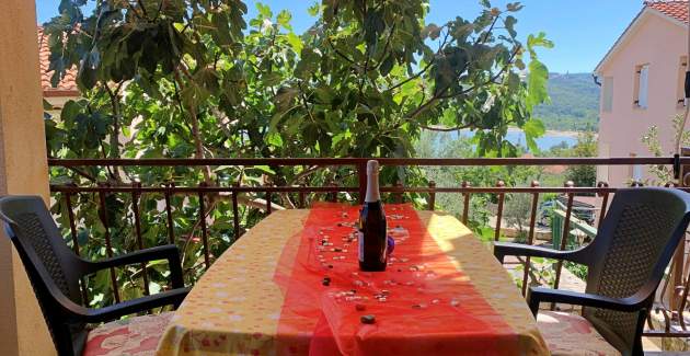 Apartman Šantić V – pogled more