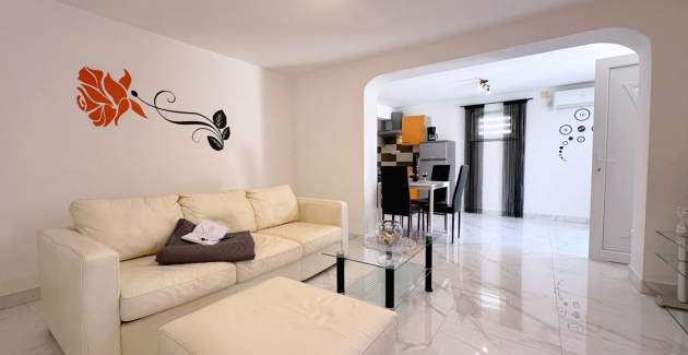 Top Apartment 1 – Pet- and Wheelchair-Friendly