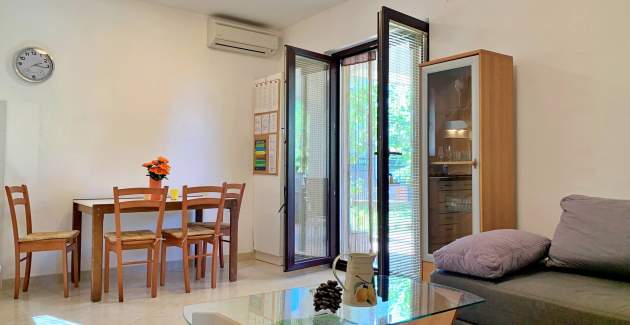 Apartment Viola – Terrace and Garden View