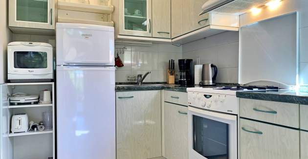 Apartment Viola – Terrace and Garden View