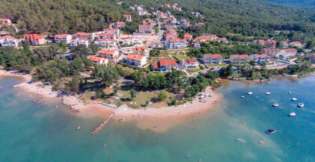 Apartment Vodopija D – near Mud Beach