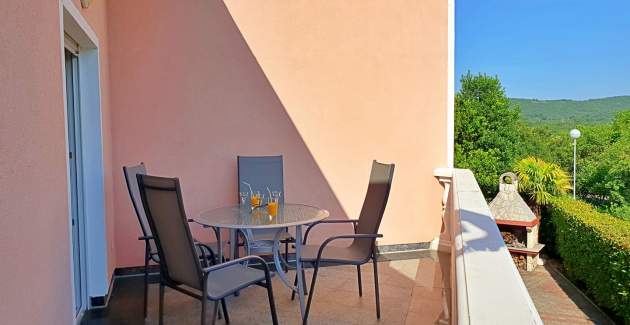 Apartment Vodopija D – near Mud Beach