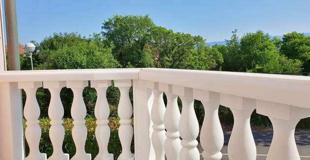 Apartment Vodopija D – near Mud Beach