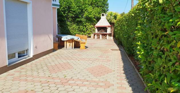 Apartment Vodopija L – near Mud Beach