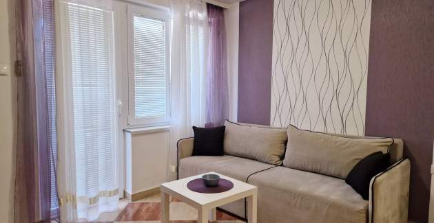 Apartman Brnic AQ 1 – s Balkonom, 90 m od Plaže