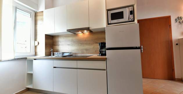 Apartman Barbalic Beach Br.1 – centralna Lokacija, blizu Plaže