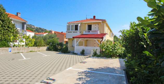 Apartment Bebek – mit Balkon und Parkplatz