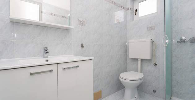 Apartments Berisha 2 No.3 - with Balcony