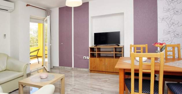 Charming Apartment Brnic No. 2 - with Balcony 