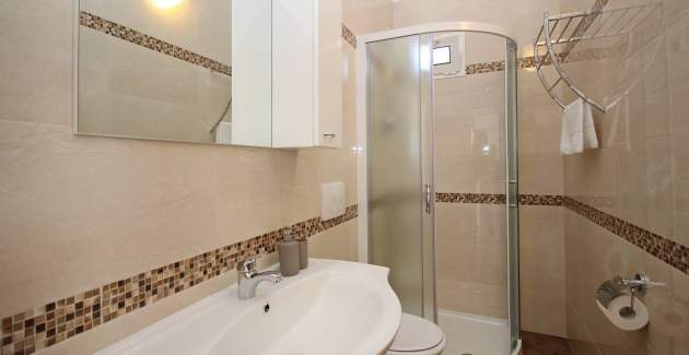 Charmantes Apartment Brnić Nr.7 - mit Balkon und Meerblick