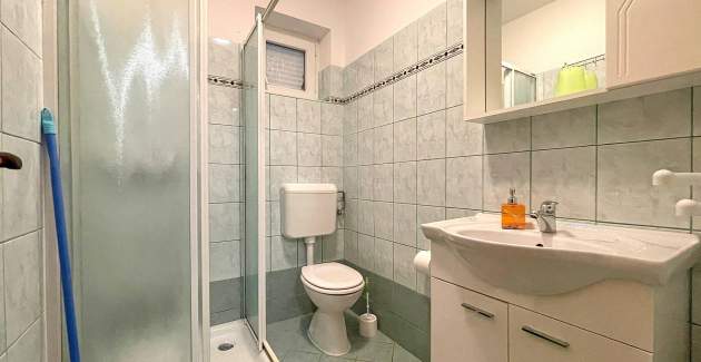 Capic Z2 - Apartment mit Balkon und Parkplatz, 300 m vom Strand entfernt