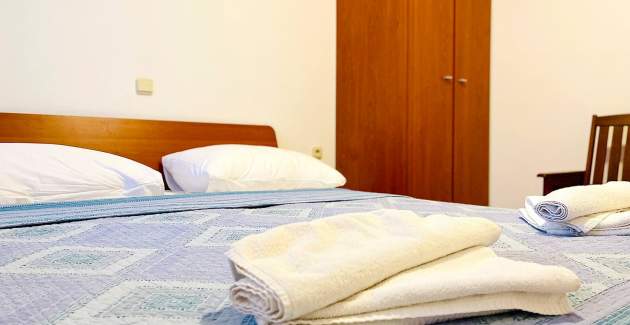 Capic Z2 - Apartment mit Balkon und Parkplatz, 300 m vom Strand entfernt