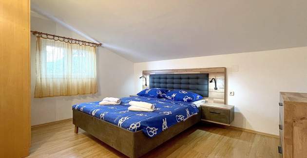 Capic Z6 – Apartment mit Balkon und Parkplatz, 300 m vom Strand entfernt