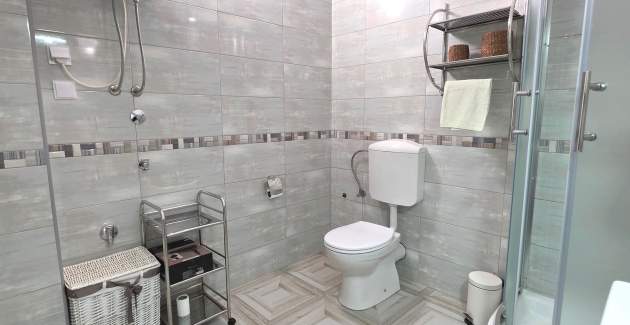 Apartment Cugalj - with Balcony, 2nd floor, 300m from the Beach