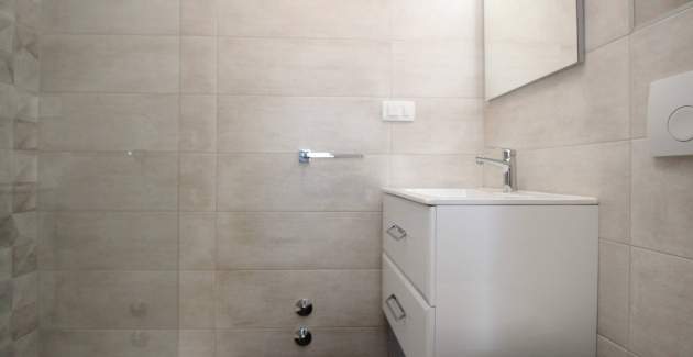 Soba Dekanić br.4 – s mini hladnjakom i balkonom