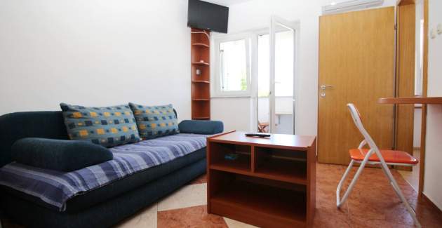 Apartment Djikic - with Balcony and Parking 