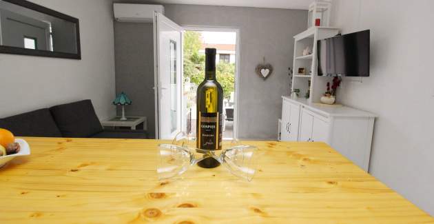 Apartman Fantov No.1 – s Terasom, 250 m od Plaže