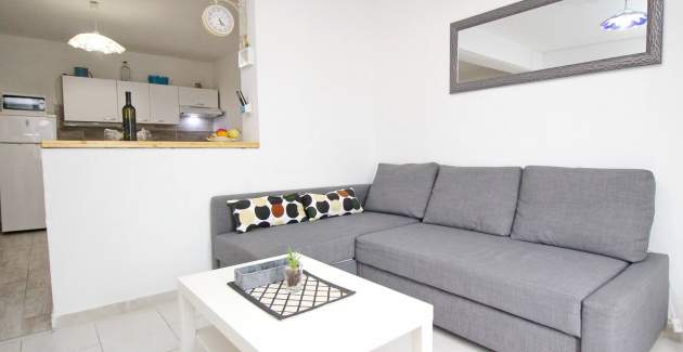 Apartman Fantov No.1 – s Terasom, 250 m od Plaže