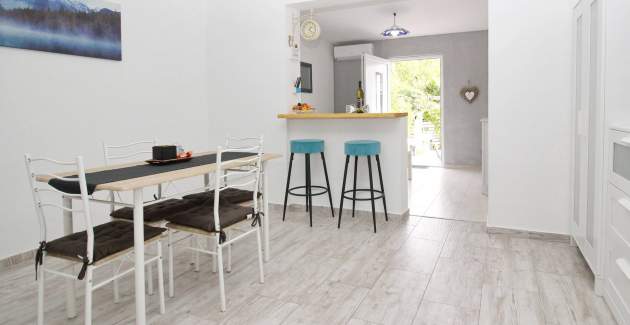 Apartman Fantov No.1 – s Terasom, 250 m od Plaže