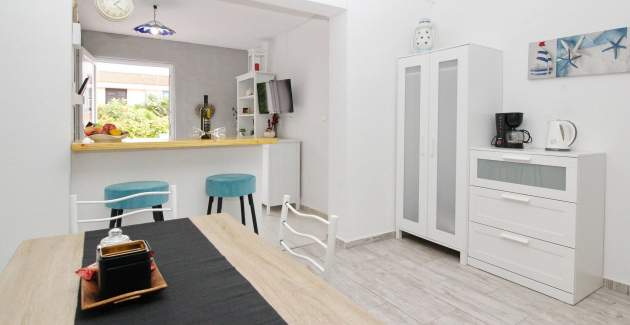 Apartman Fantov No.1 – s Terasom, 250 m od Plaže