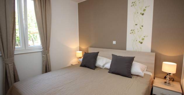 Appartamento Gorica 1 n.3 – con piscina, a 200 m dalla spiaggia