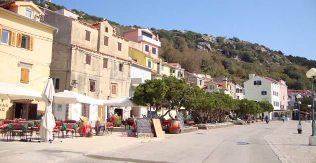 Apartment Gorica 1 No.4 - with Pool, 200 m from the Beach