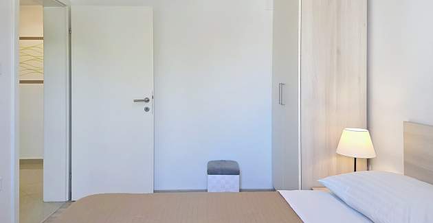Apartment Gorica 2 No.2 - with Terrace and Pool