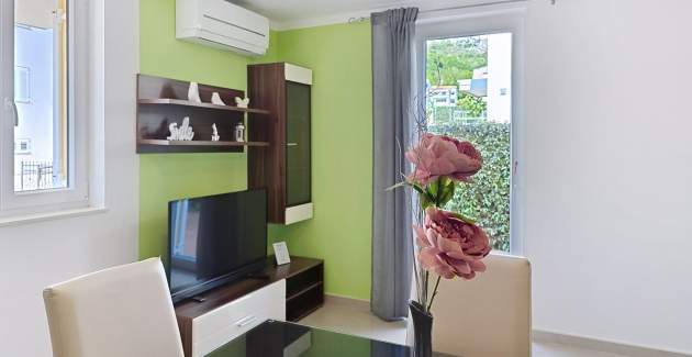 Apartment Gorica 2 No.2 - with Terrace and Pool