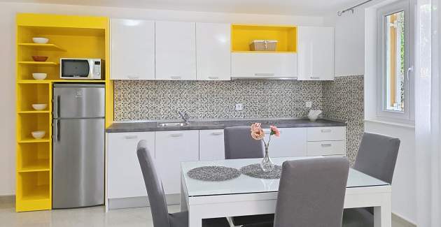 Apartment Gorica 2 No.3 - with Terrace and Pool