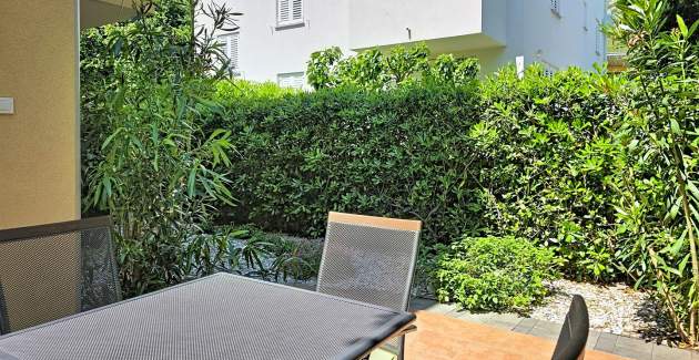Apartment Gorica 2 No.3 - with Terrace and Pool
