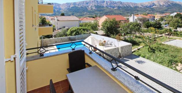 Apartment Gorica 2 No.5 - with Balcony and Pool