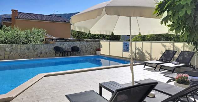 Apartman Gorica 2 br.5 – s balkonom i bazenom