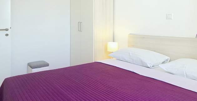 Apartment Gorica 2 No.5 - with Balcony and Pool