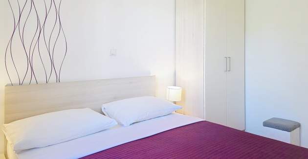 Apartment Gorica 2 No.6 - with Balcony and Pool