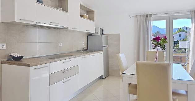 Appartamento Gorica 2 n.8 – con balcone e piscina