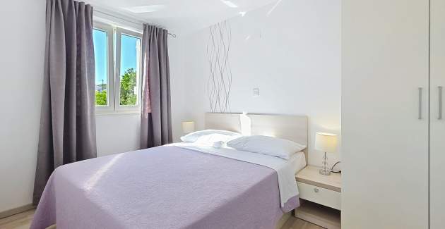 Appartamento Gorica 2 n.4 – con balcone e piscina