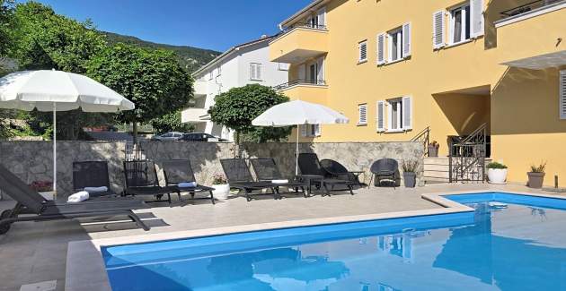 Appartamento Gorica 2 n.4 – con balcone e piscina